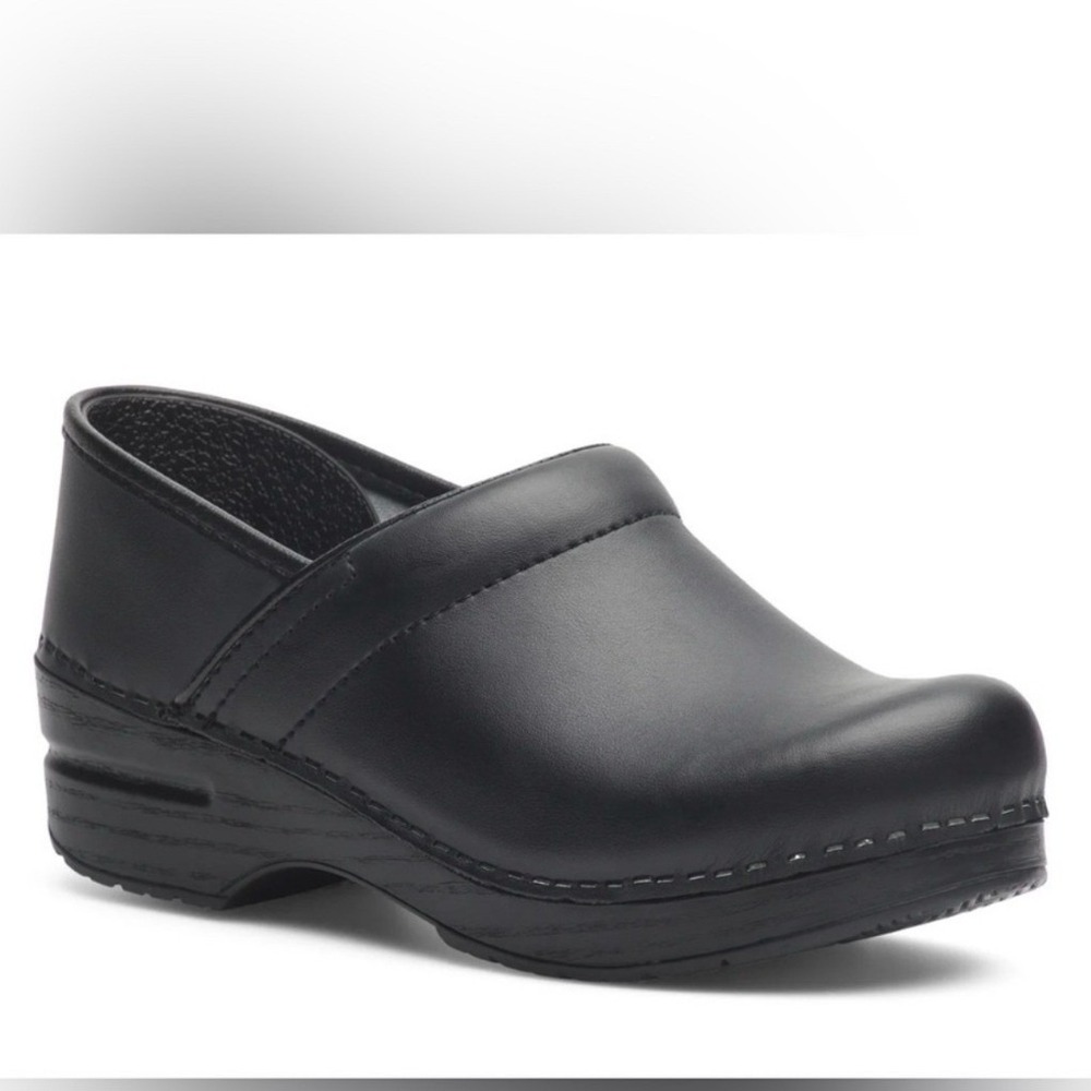 Dansko Professional Clogs  10 Black Excellent Leather Slip On Work Shoes